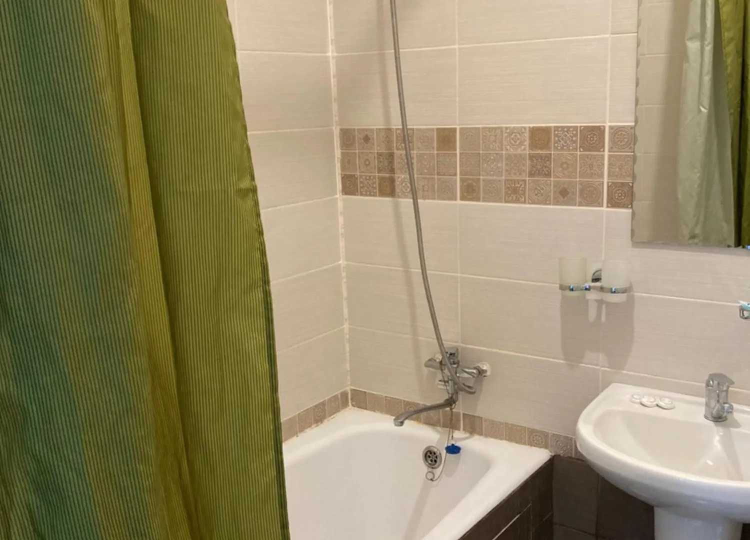 46,2 Karmysova Street Serviced Apartments Алматы